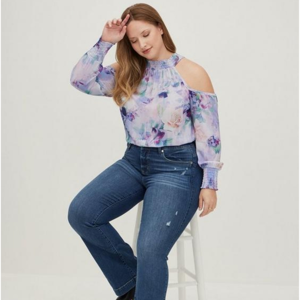 Torrid Georgette Smocked Neck Cold Shoulder Blouse Size 2